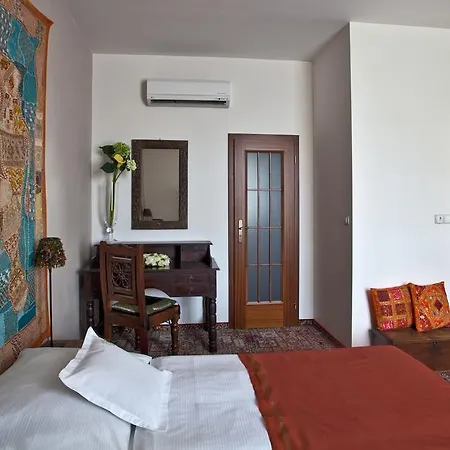 Tacl Hotel 3*