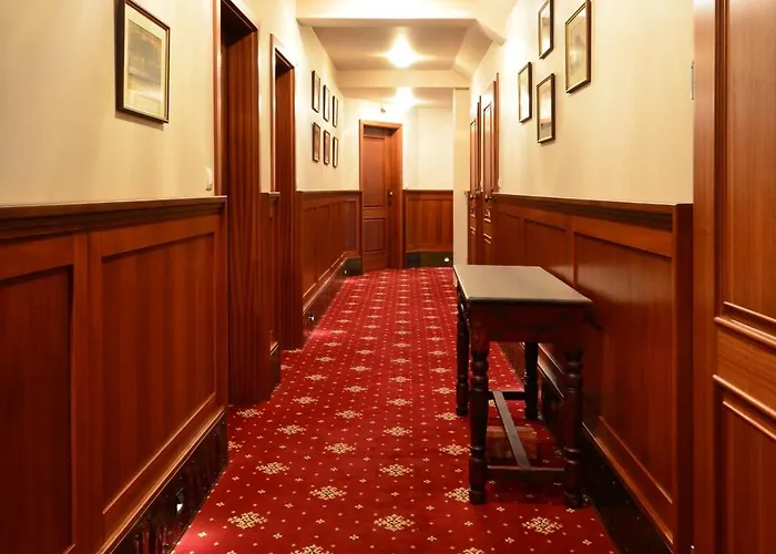 Tacl Hotel 3*