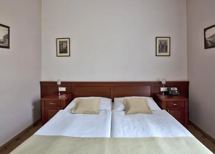 Hotel Tacl 3*